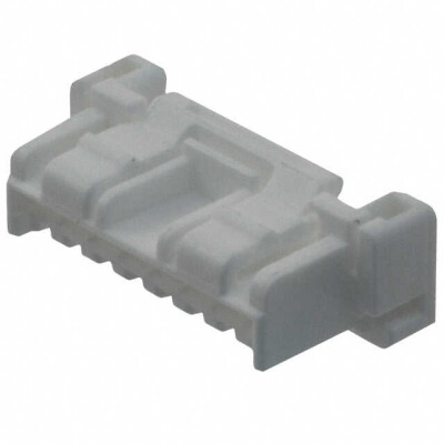8 Rectangular Connectors - Housings Plug White 0.079
