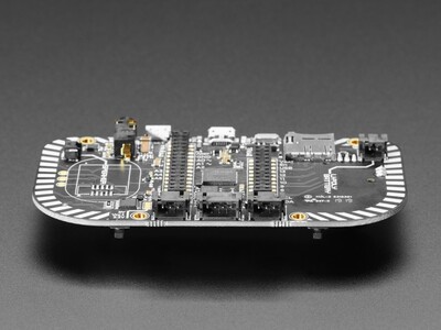 Adafruit 4242 - PyGamer for MakeCode Arcade, CircuitPython or Arduino - 2