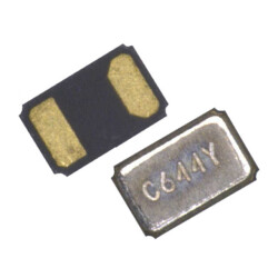 32.768 kHz ±20ppm Crystal 6pF 90 kOhms 2-SMD, No Lead - Citizen Finedevice Co Ltd