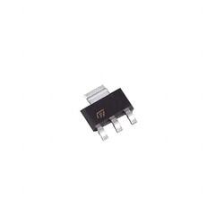 Linear Voltage Regulator IC 1 Output 800mA SOT-223 - STMicroelectronics (1)
