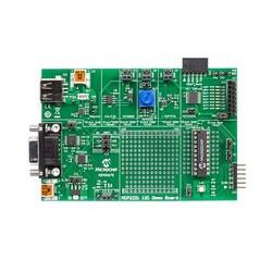 MCP2221 USB 2.0 to I²C Bridge Interface Evaluation Board - Microchip Technology