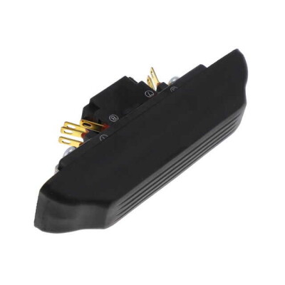 Pushbutton Switch 4PST-2NO/2NC Standard Panel Mount, Front - 1